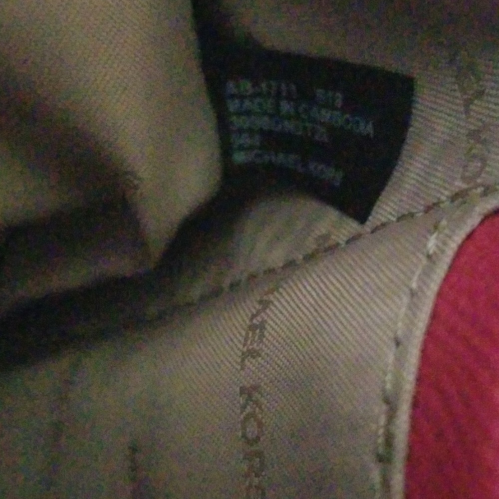 Michael Kors Handbag - Picture 7 of 7